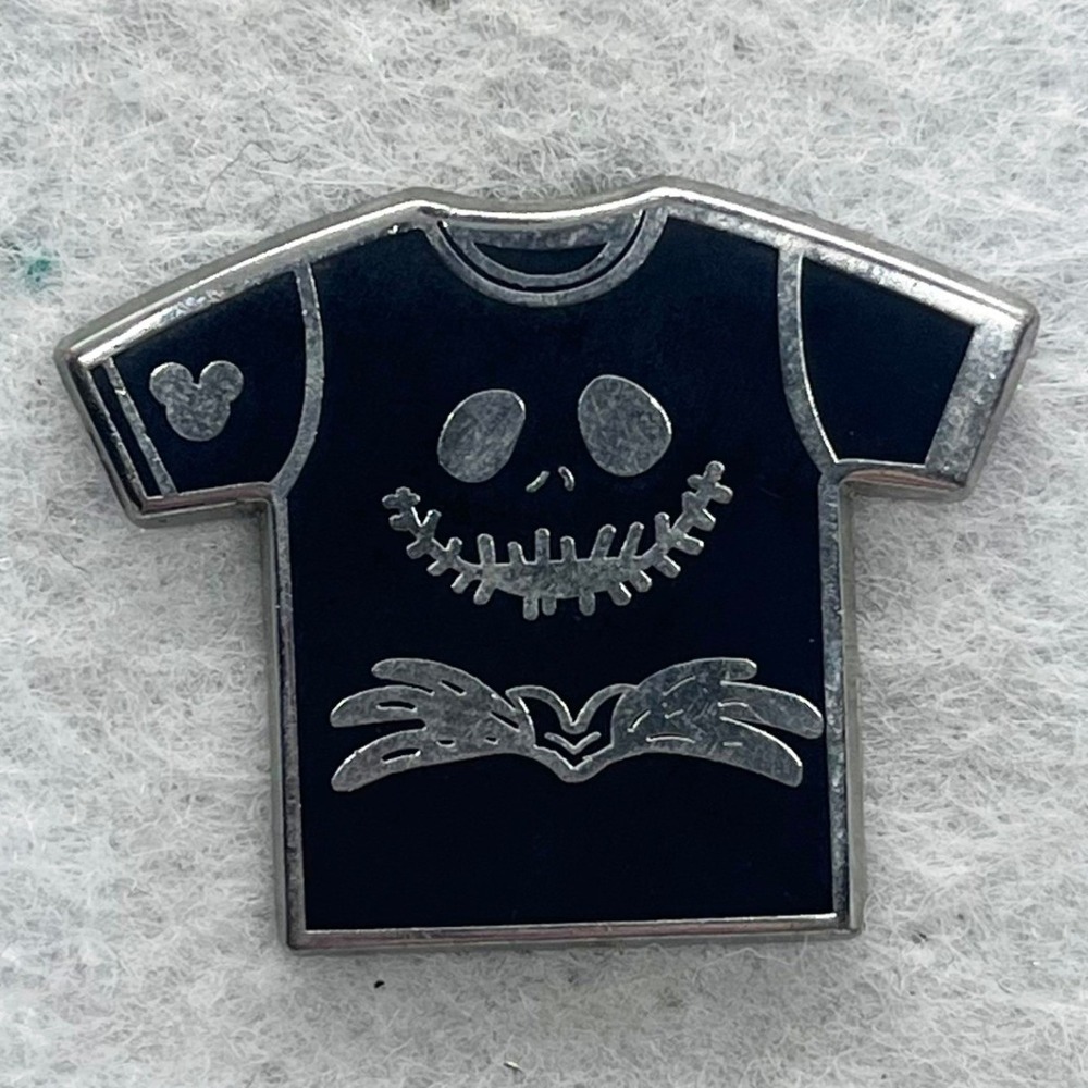 🔮 5/$25 Disney Nightmare Before Christmas Jack‎ Skellington Shirt Pin